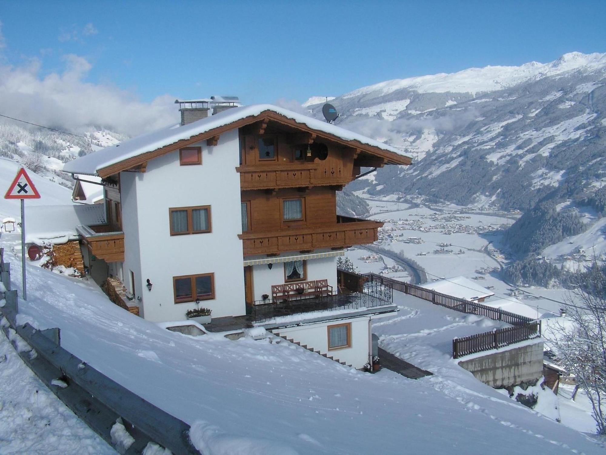 Apartment In Hippach Im Zillertal In The Mountains Muhlen  المظهر الخارجي الصورة